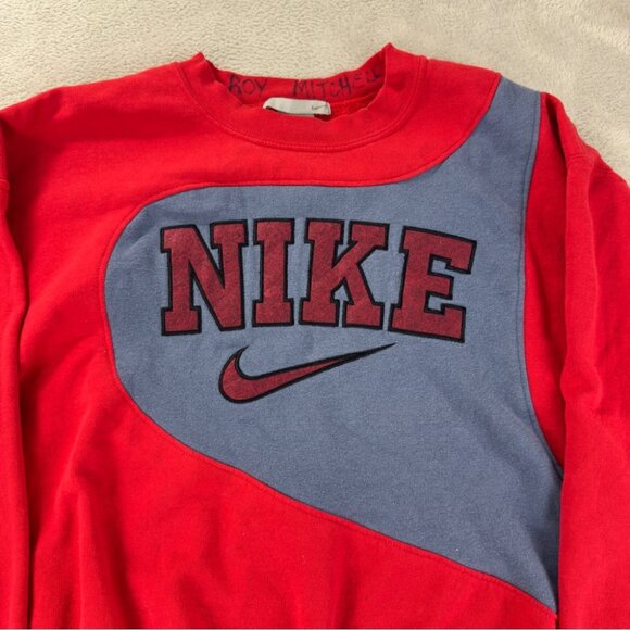Nike Rework Men's Size Large Vintage Fleece Lined Red/Blue Sweater - Picture 4 of 9